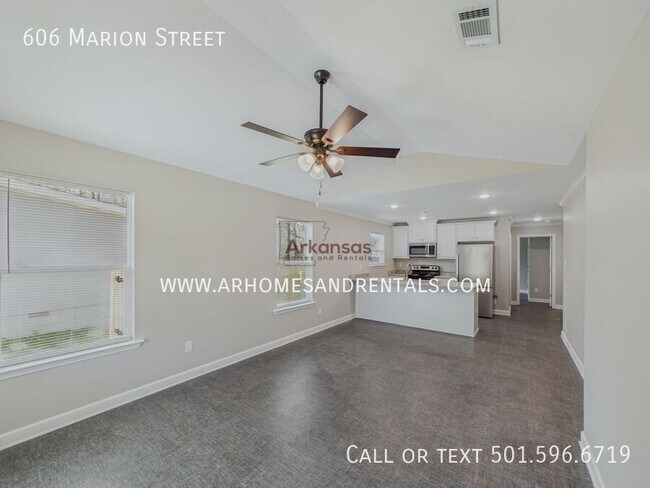 Foto del edificio - 606 Marion St