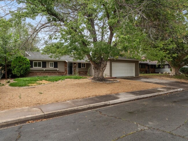 Building Photo - 2495 Holman Way