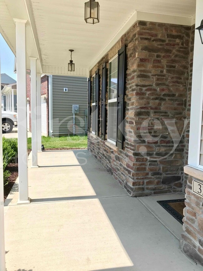 Foto del edificio - 3350 Firethorn Drive