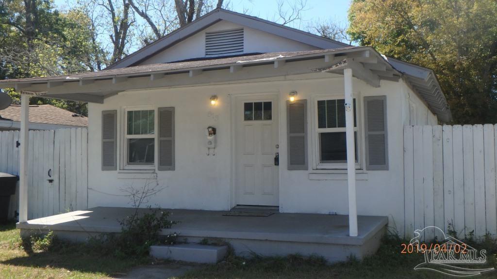 Primary Photo - 813 N E St