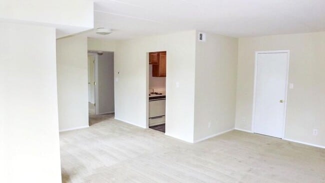 Foto del edificio - 125A Clubhouse Dr SW
