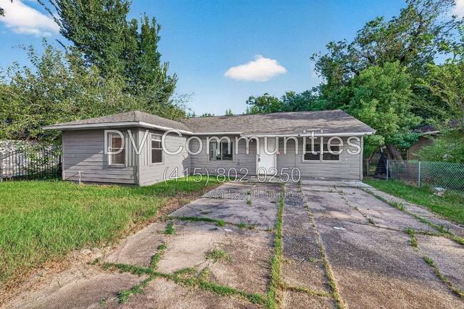 Photo - 5910 Southtown Street House