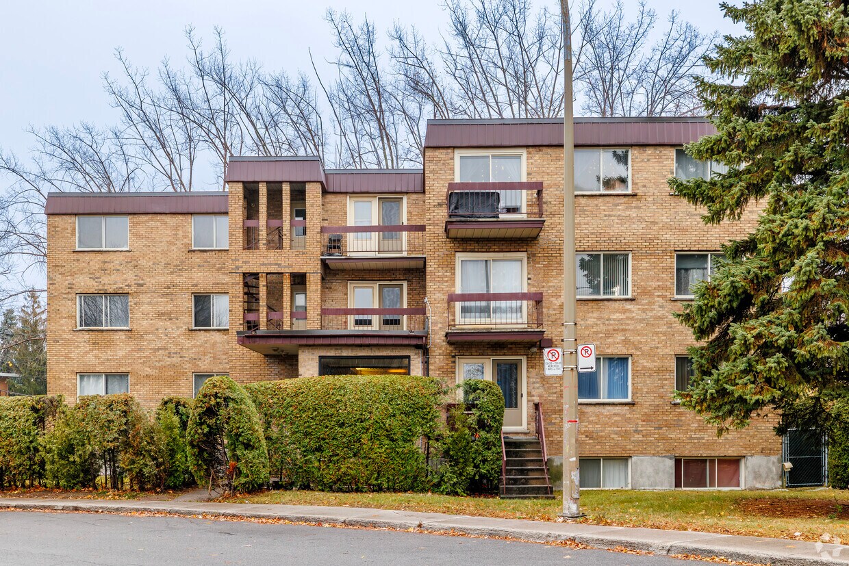 Photo du bâtiment - 7495 Av De Chester