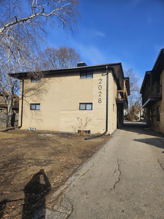 Foto del edificio - 2028 S 81st St