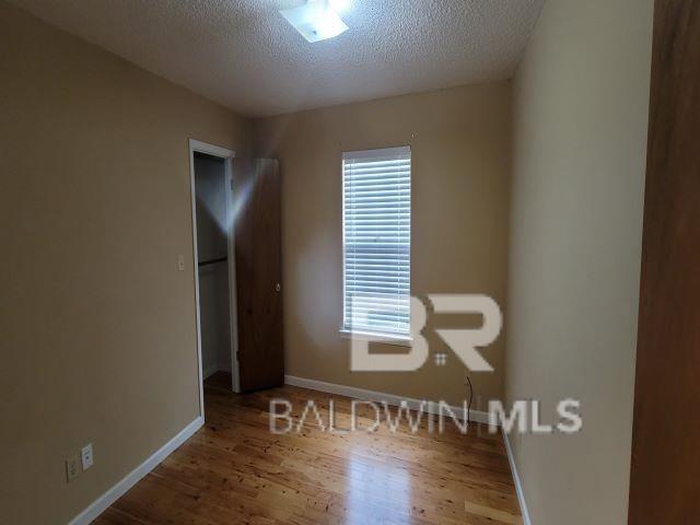 Building Photo - 8667 Brook Ln