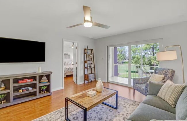 Foto del edificio - 170 Turtle Lake Ct