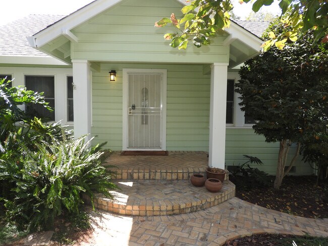 Foto del edificio - Beautiful home in Historic Folsom!