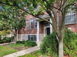 Building Photo - 554 Prestwick Ln