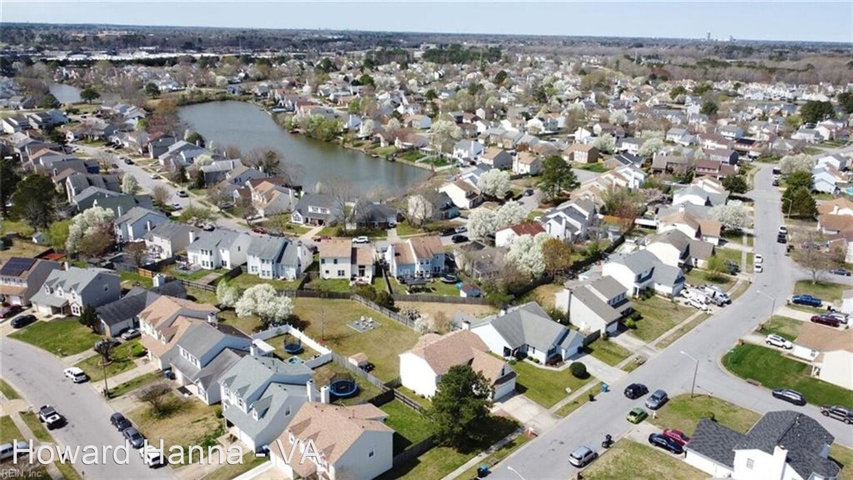 Foto principal - 5 br, 2.5 bath House - 1889 Bloomfield Drive