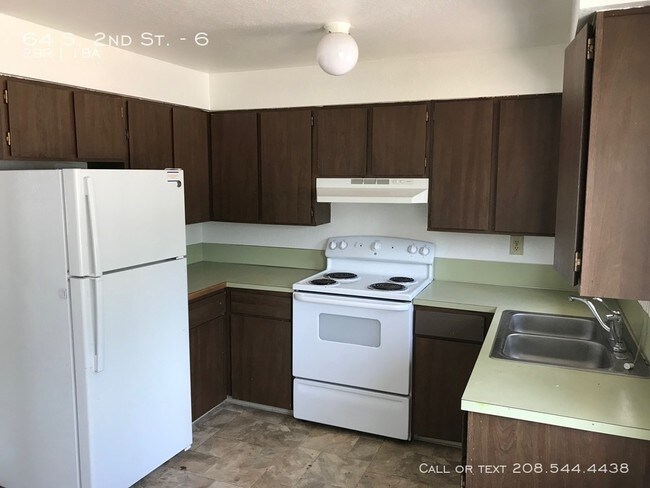 Building Photo - 64 S 2nd St #6