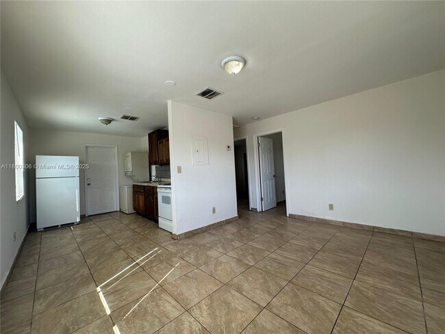 Foto del edificio - 623 NW 9th Ave