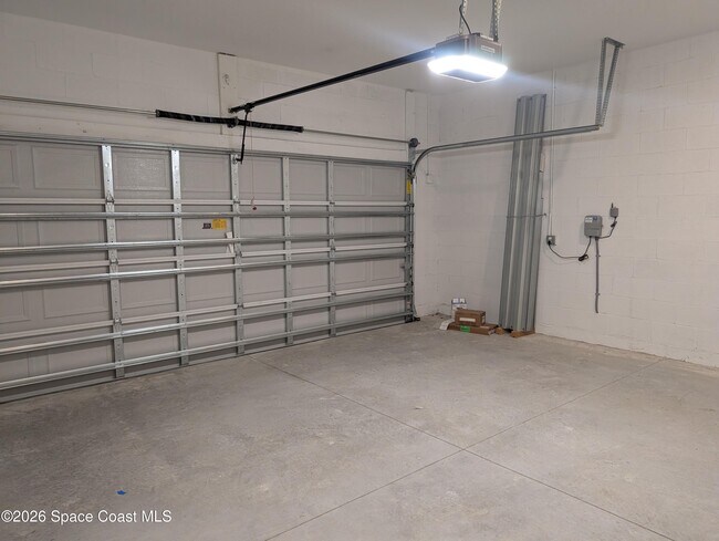 Foto del edificio - 938 Soleway Ave NW