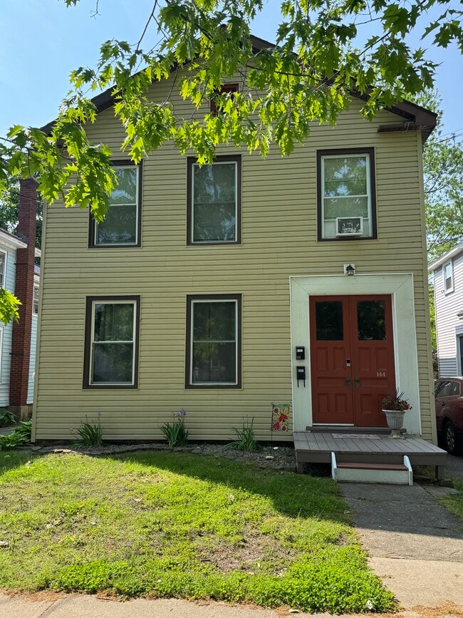 Building Photo - 144 W Seneca St