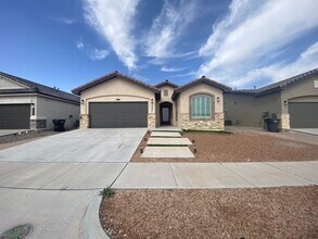 Building Photo - 12951 Aberdare Dr