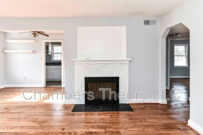 Foto del edificio - 6903 Kincaid Ave