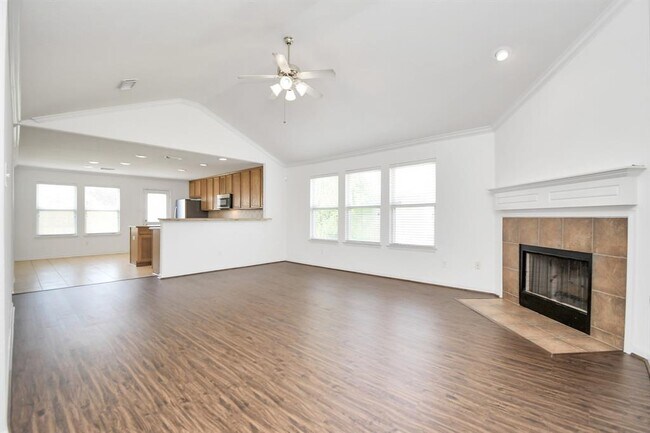 Building Photo - 12511 Taylorwood Ln