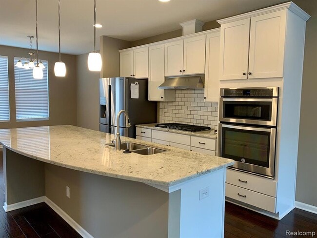 Building Photo - 2634 Helmsdale Cir