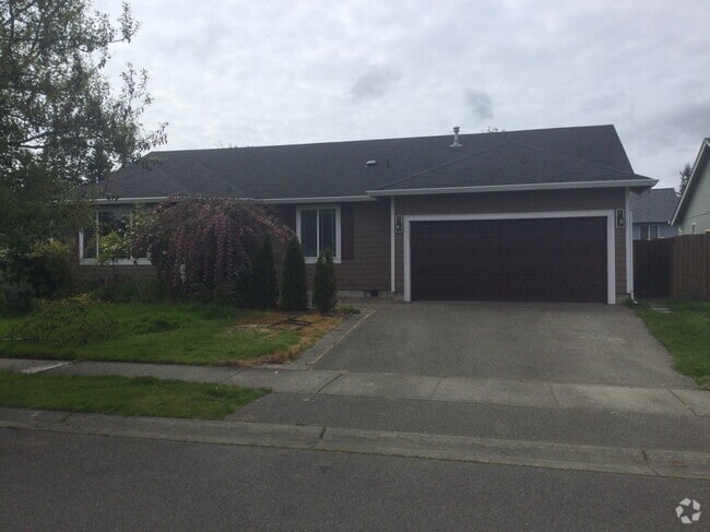 Building Photo - 10415 Red Fern Ct SE