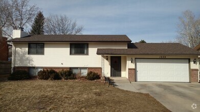 Building Photo - 1209 S Del Norte Dr