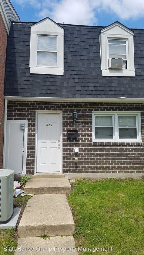 Primary Photo - 300-340 Adair Ct
