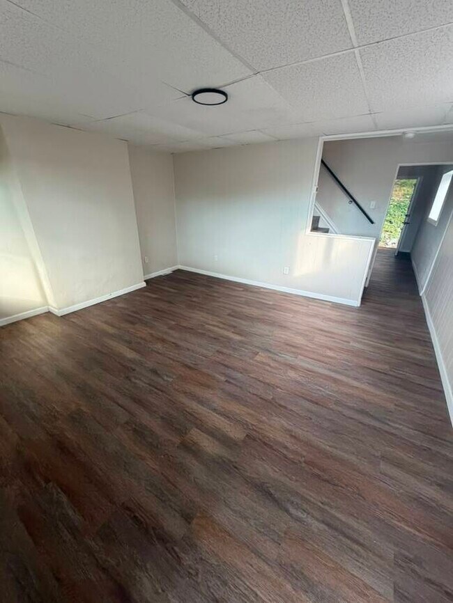 Foto del edificio - Welcome Home! Bright, Spacious, and Ready for New Residents