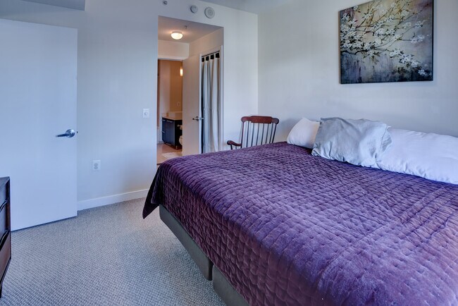 Bedroom - 1010 Massachusetts Ave NW