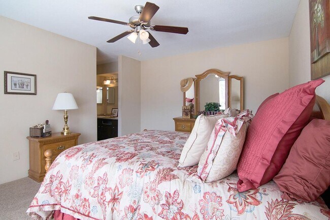 Foto del edificio - 4800 Lamonte Ln