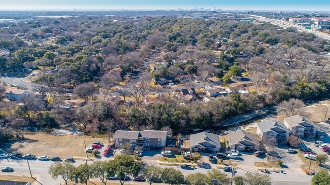 Foto del edificio - 933 Park Plaza Dr