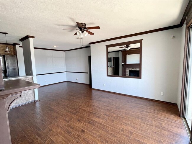 Foto del edificio - 14550 Fonmeadow Dr
