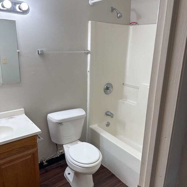 Building Photo - 5960 Erica Ct