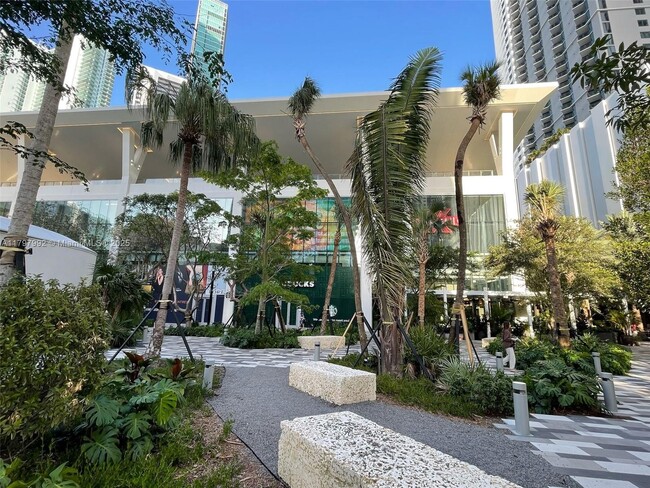 Foto del edificio - 159 NE 6th St