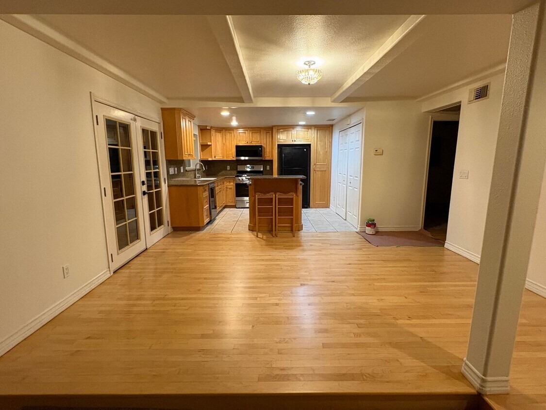 Building Photo - Renovated Single-Story Home with Gated RV Access