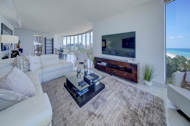 Building Photo - 17555 Collins Ave