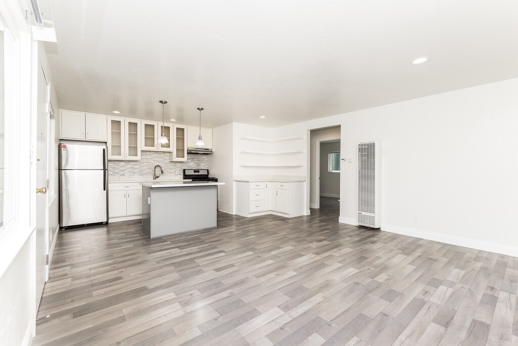 Foto principal - 1804 Santa Clara Ave