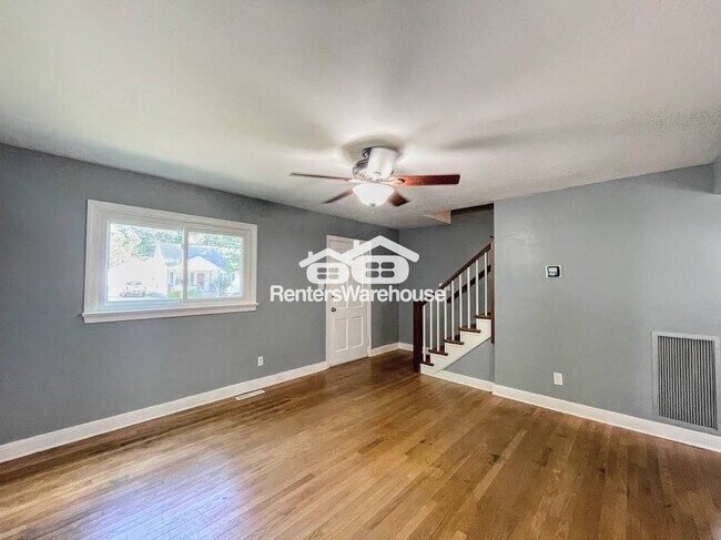 Building Photo - 1341 Boxwood Cir