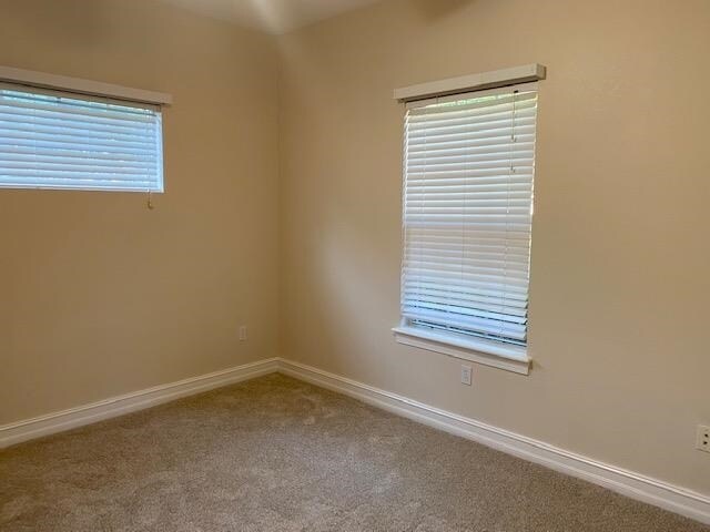 Foto del edificio - 5142 Wild Rose Way