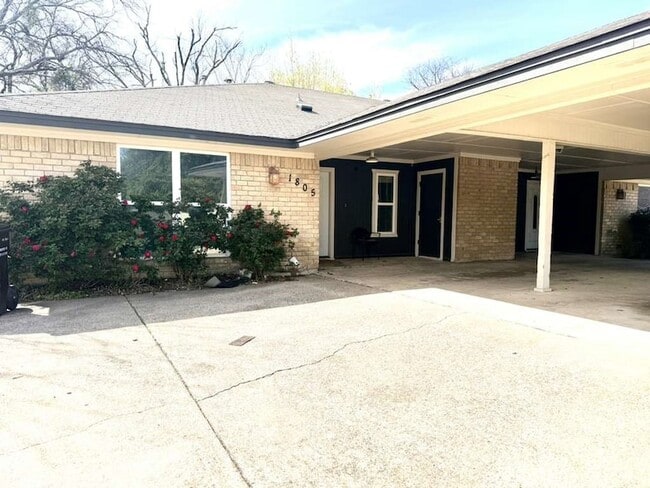 Photo - 1805 Bristol Cove Apartment