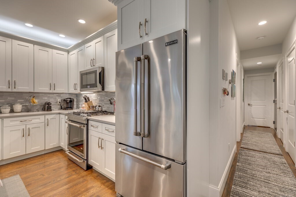 Foto principal - 141 W Sixth St