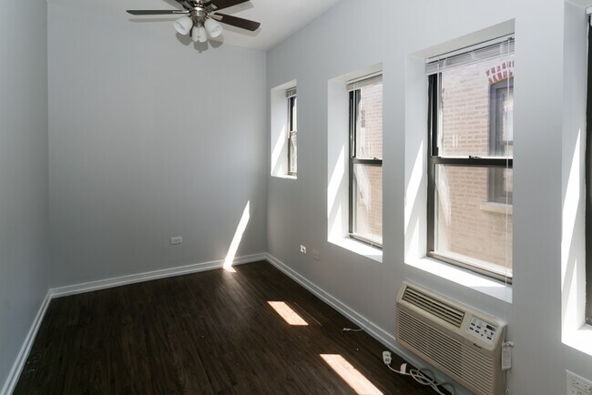 Building Photo - 4875 N Magnolia Ave