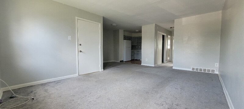 Primary Photo - 4094 Balwynne Park Rd