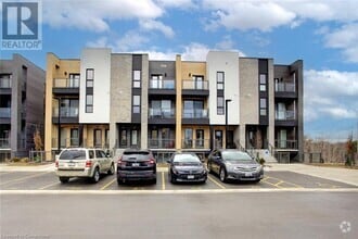 Building Photo - 261 Woodbine Ave