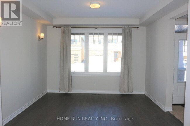 Building Photo - 718 Brittanic Rd