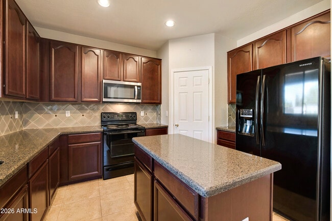 Foto del edificio - 6209 S 43rd Dr