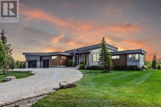 Building Photo - 7 Meadowlark Way
