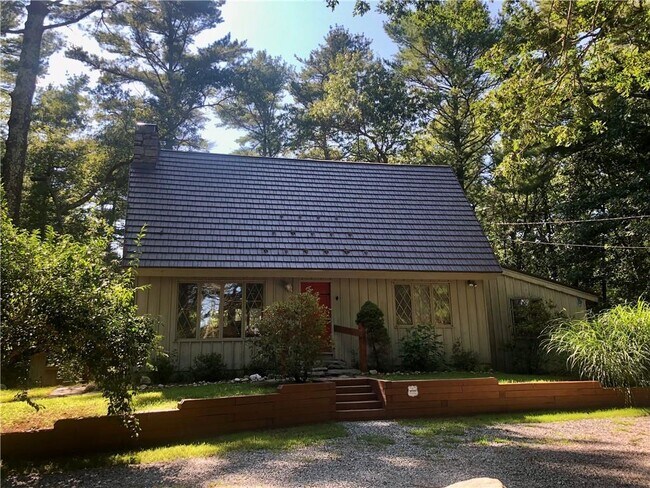 Foto del edificio - 310 Old Coach Rd