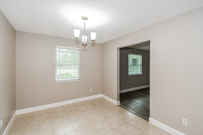 Foto del edificio - 5317 Lamar Shaw Ct