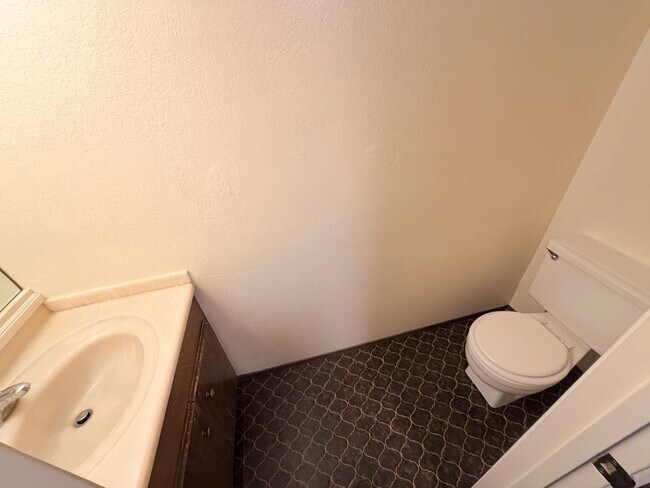 Foto del edificio - 1639 Novato Blvd