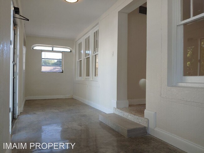 Foto del edificio - 4 br, 2 bath House - 1436 SW 3 ST