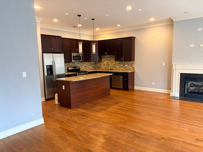 Foto del edificio - 218 N Halsted St