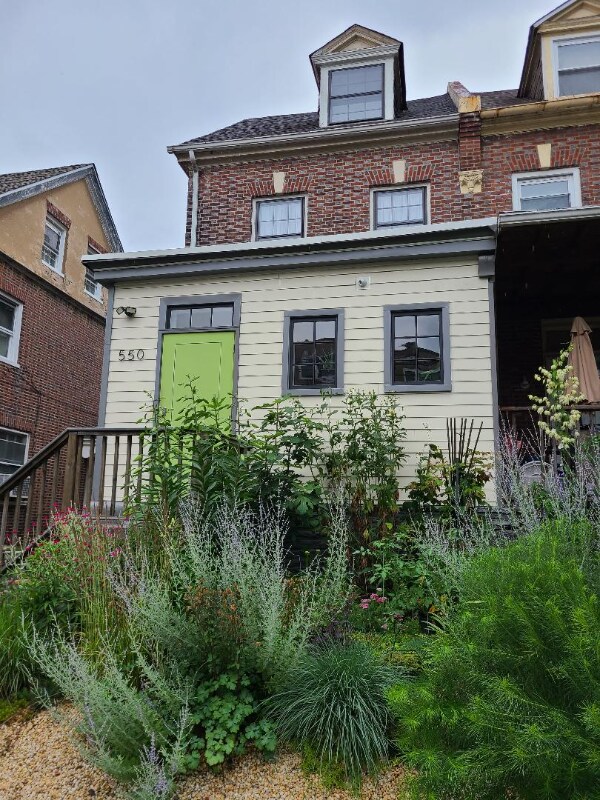 Photo - 550 E Washington Ln (Philadelphia, PA)